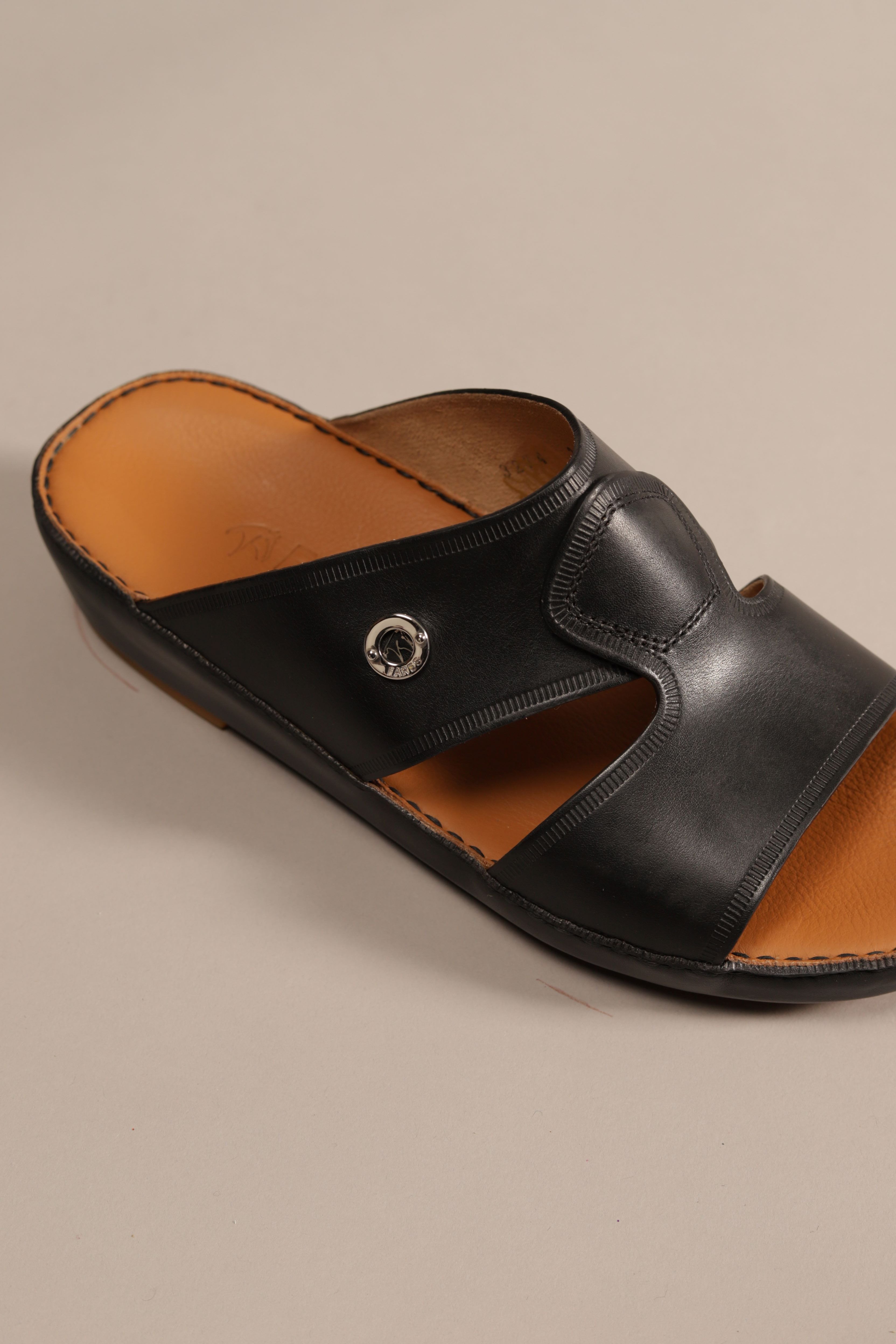F 177 Novo Calf Black - Fares