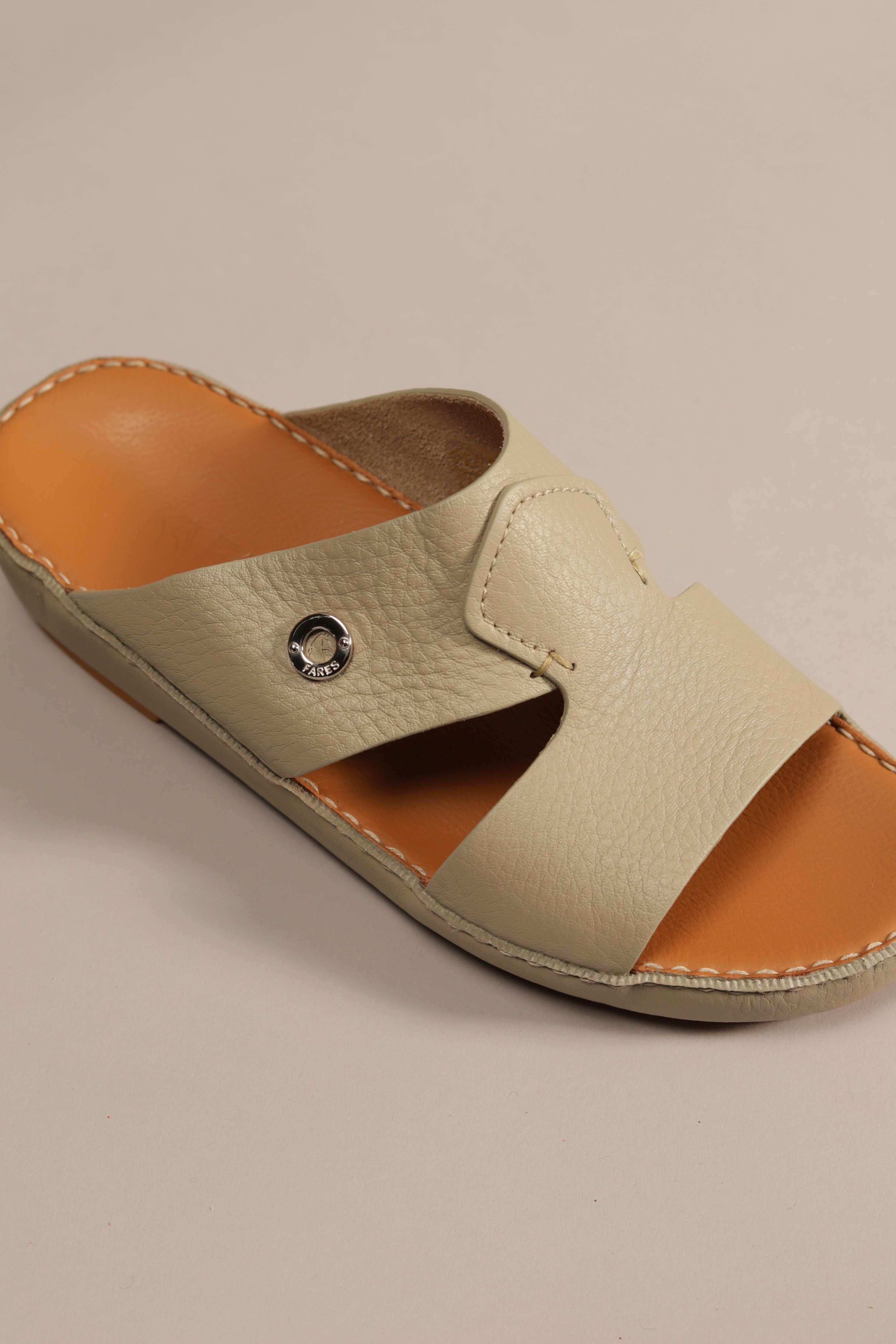 F 3190 Trotter Cardamomo - Fares