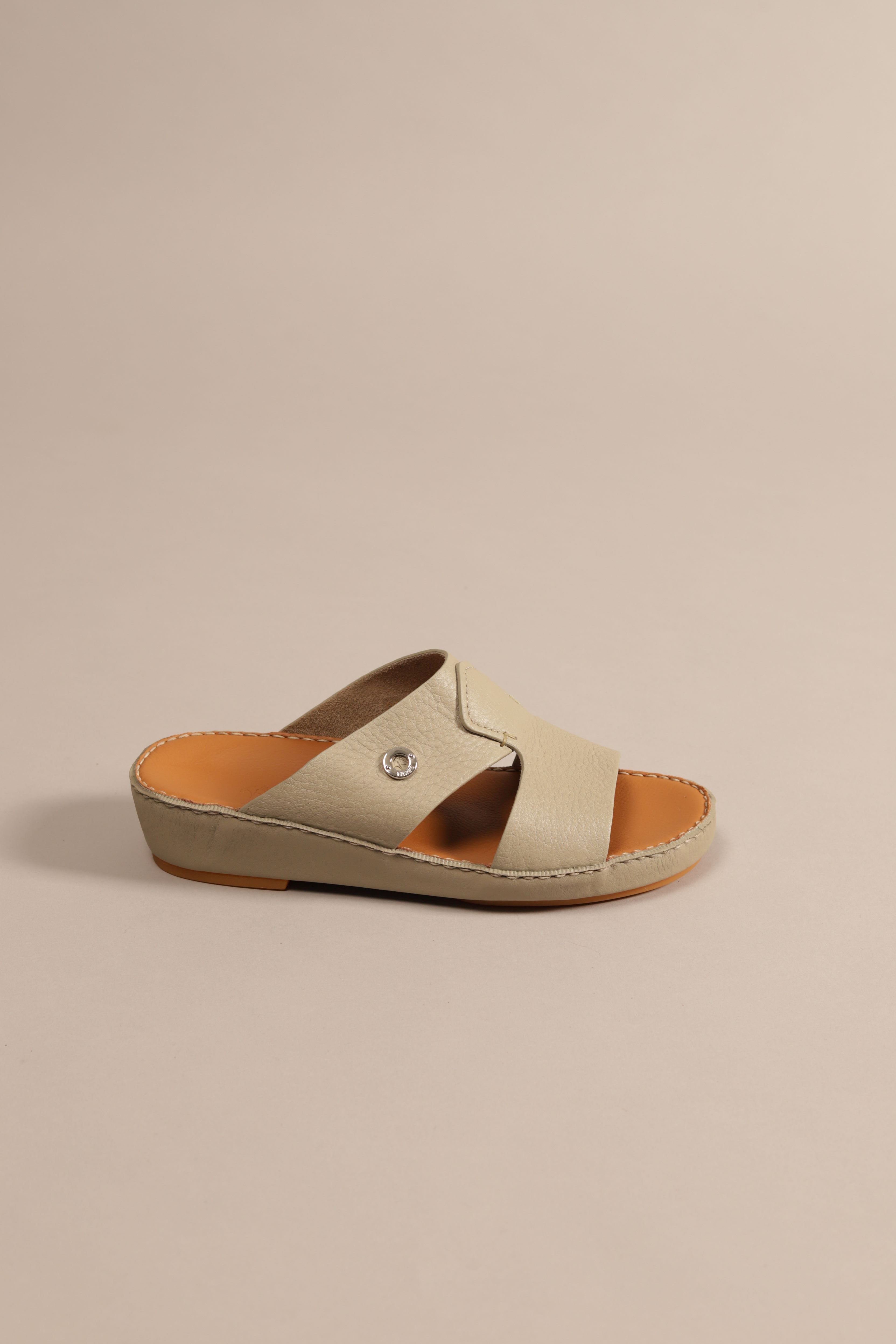 F 3190 Trotter Cardamomo - Fares