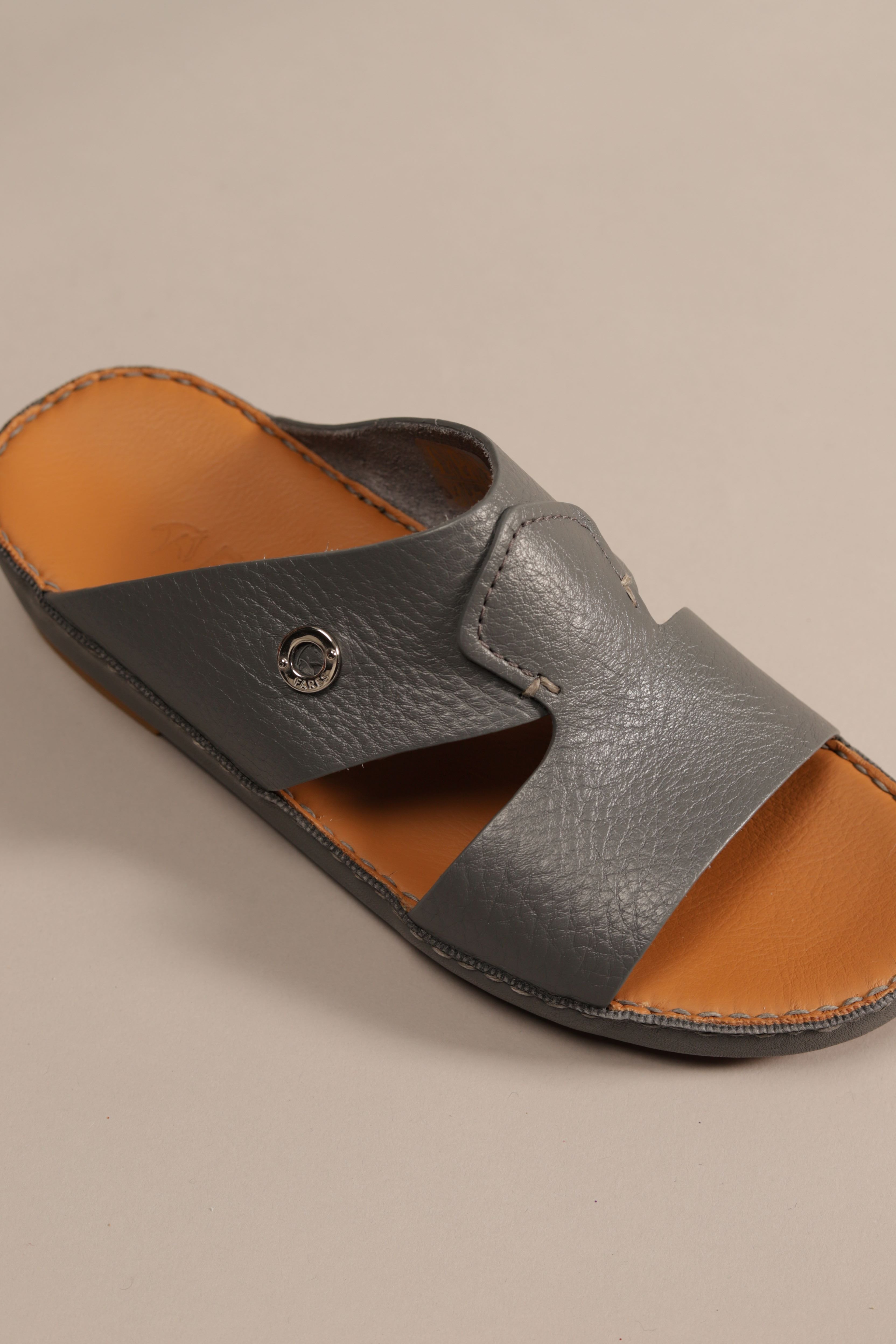 F 3190 Trotter Grey - Fares