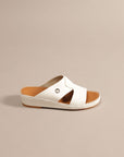 F 3190 Trotter White - Fares