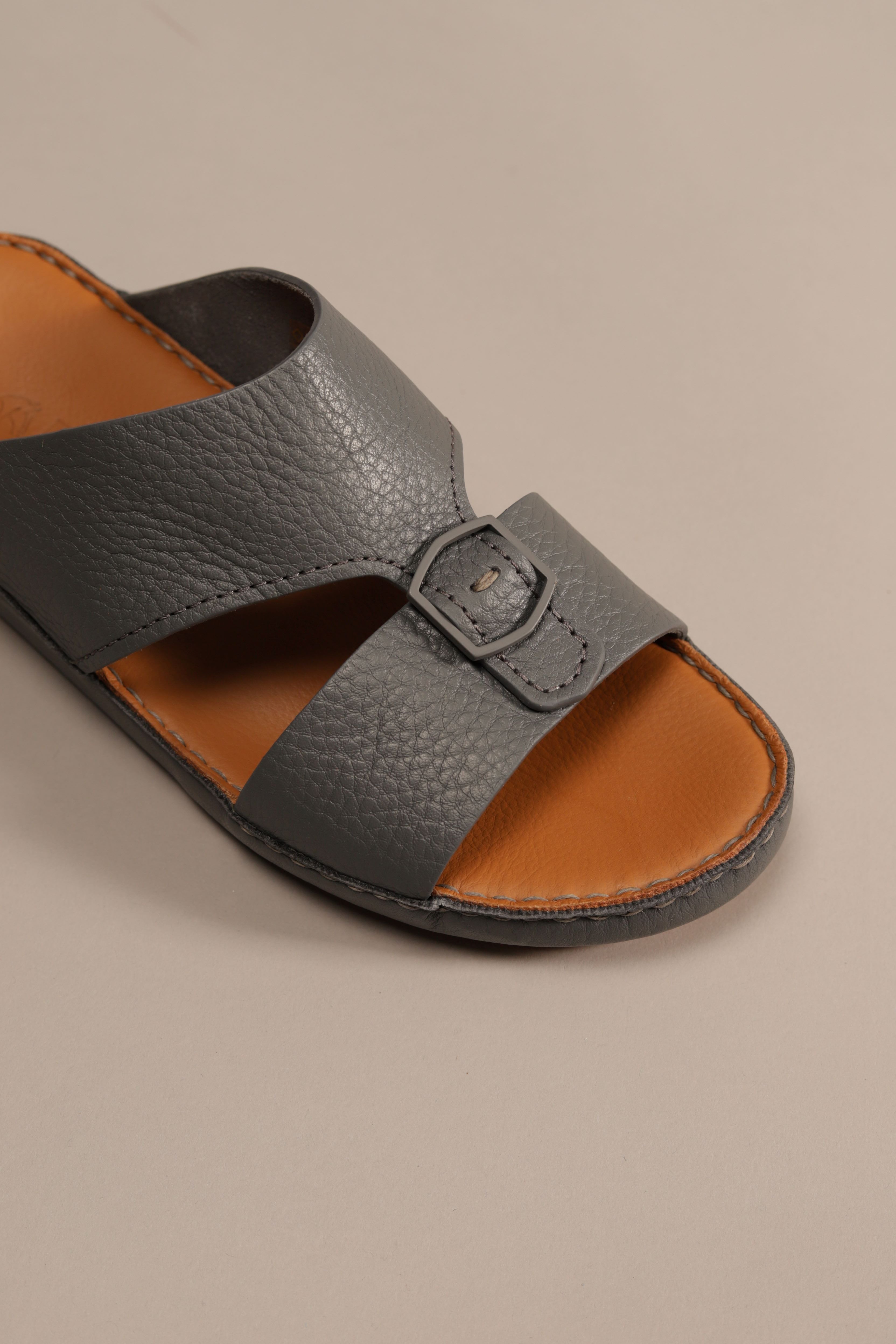 F 3263 Trotter Grey - Fares