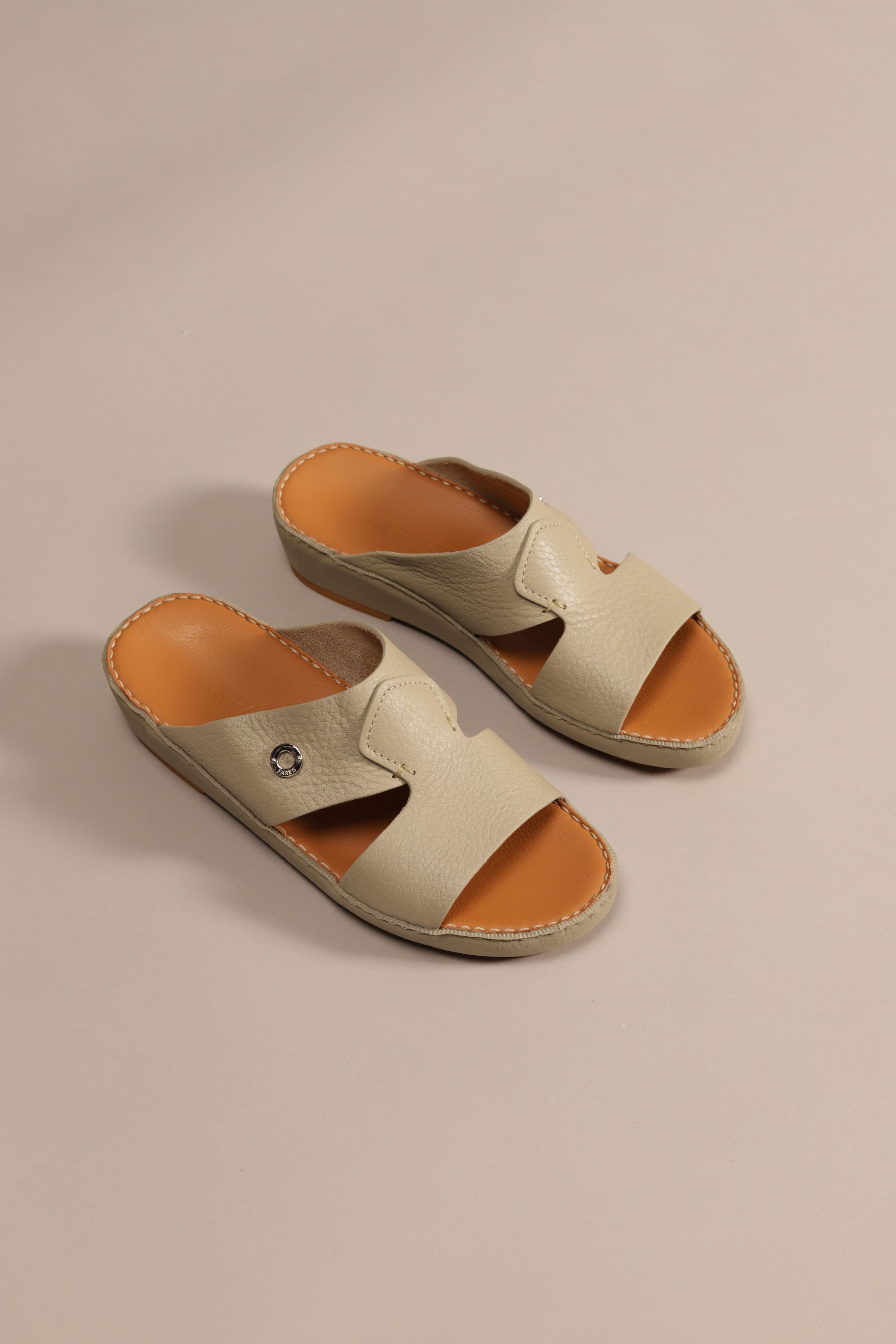 F 3190 Trotter Cardamomo - Fares