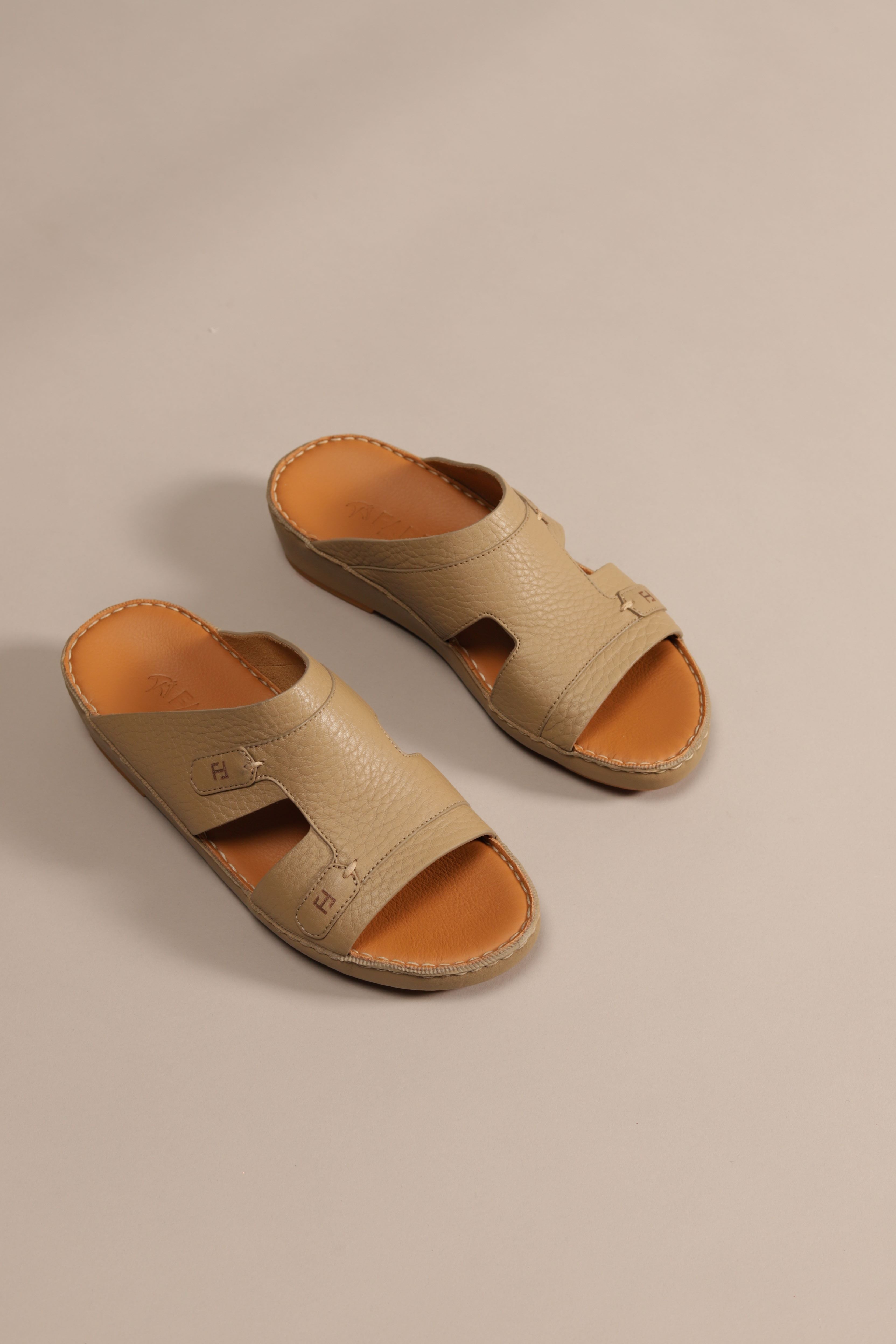 F 3277 Trotter FF Sharon