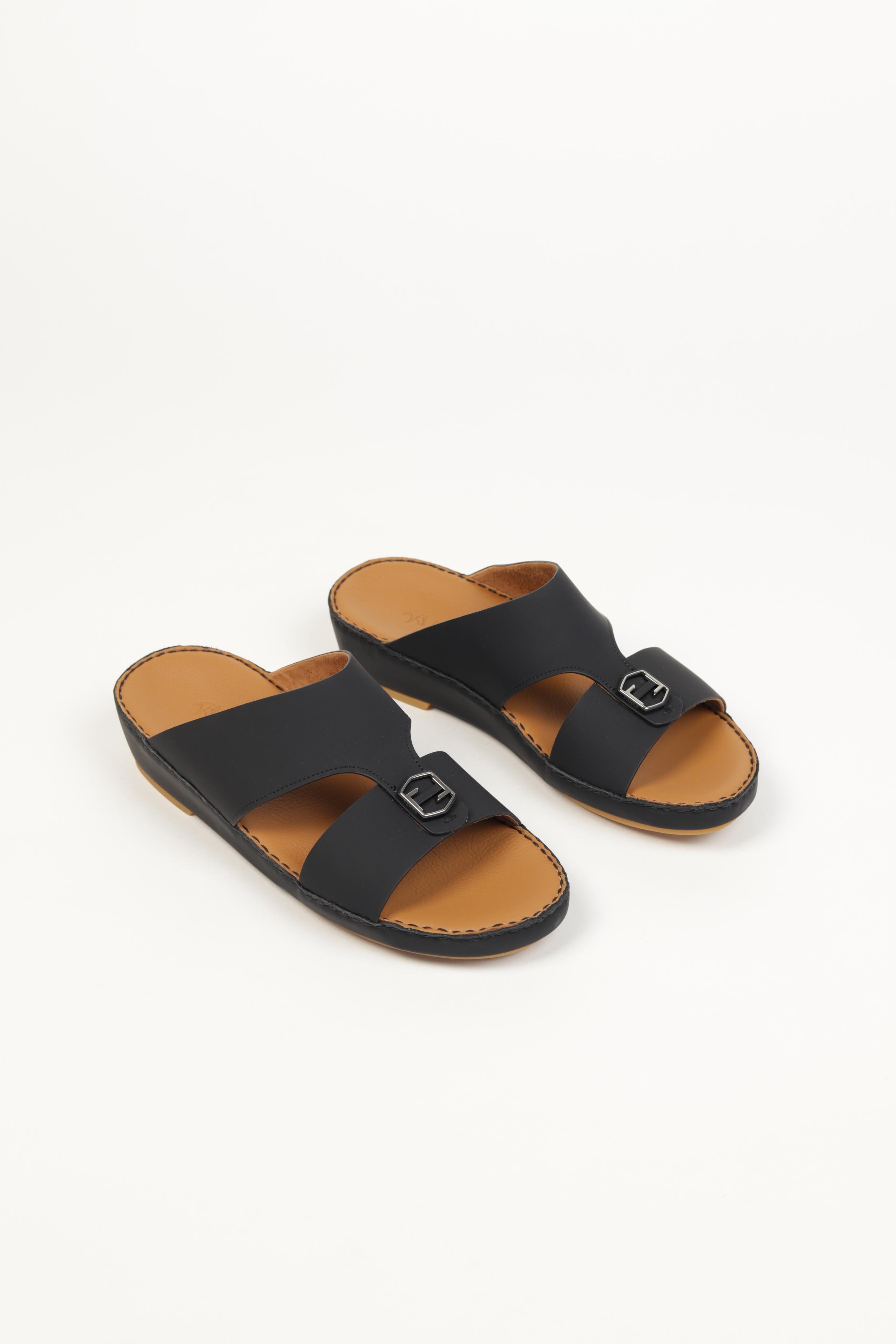 Premium Men's Sandals in UAE, expertly crafted in Italy from 100% natural leather.