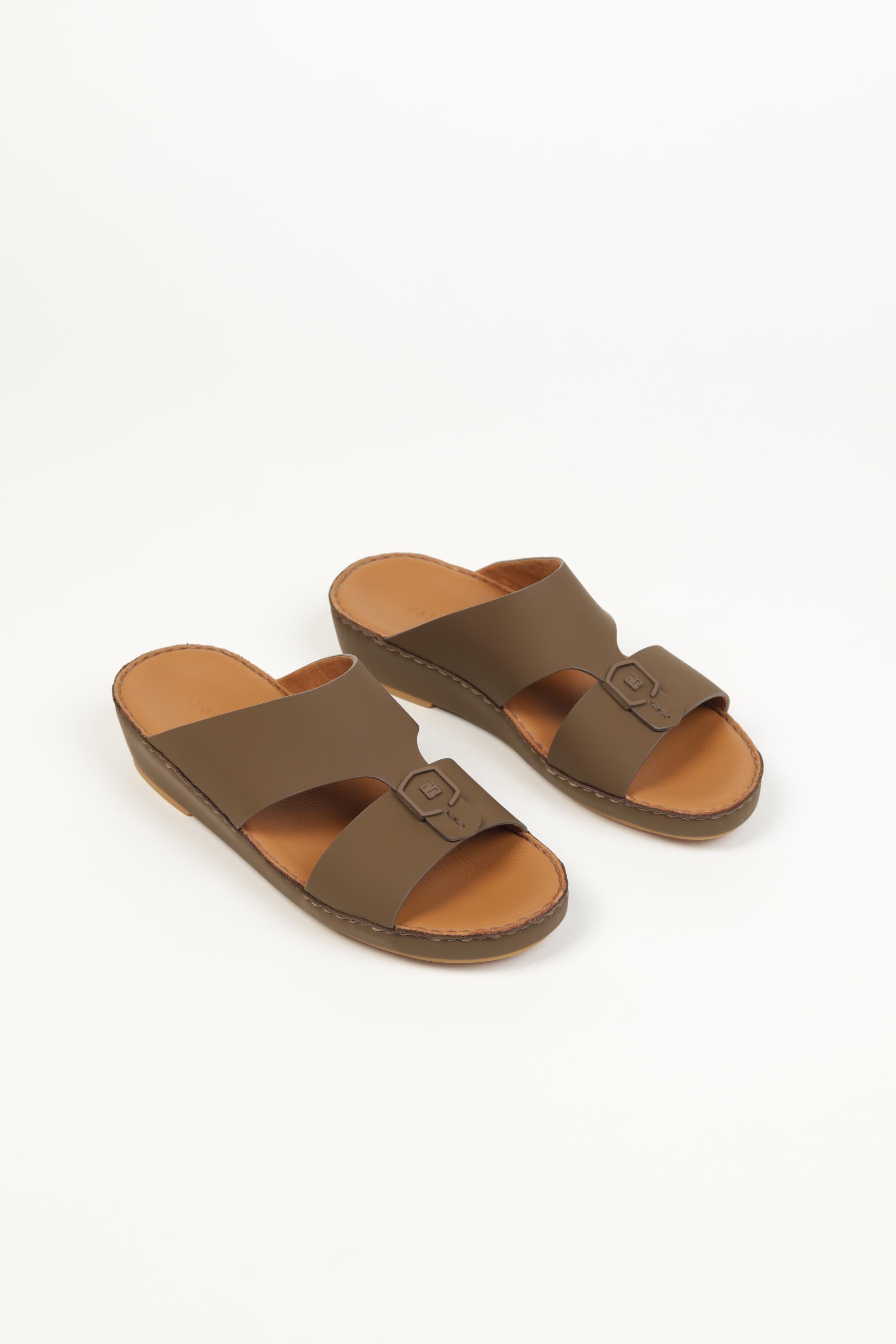 Premium Men's Sandals in UAE, expertly crafted in Italy from 100% natural leather.