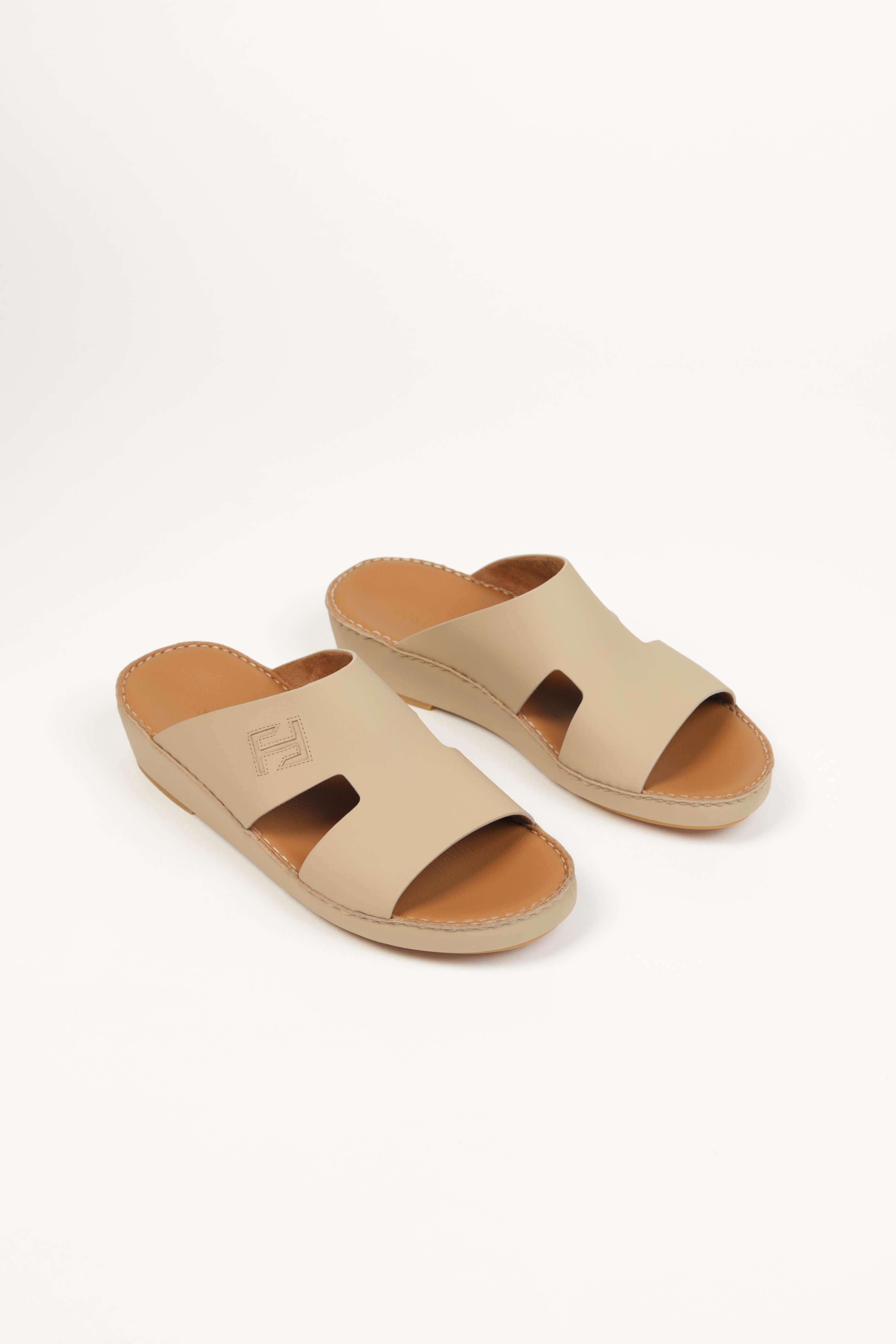 Premium Men's Sandals in UAE, expertly crafted in Italy from 100% natural leather.