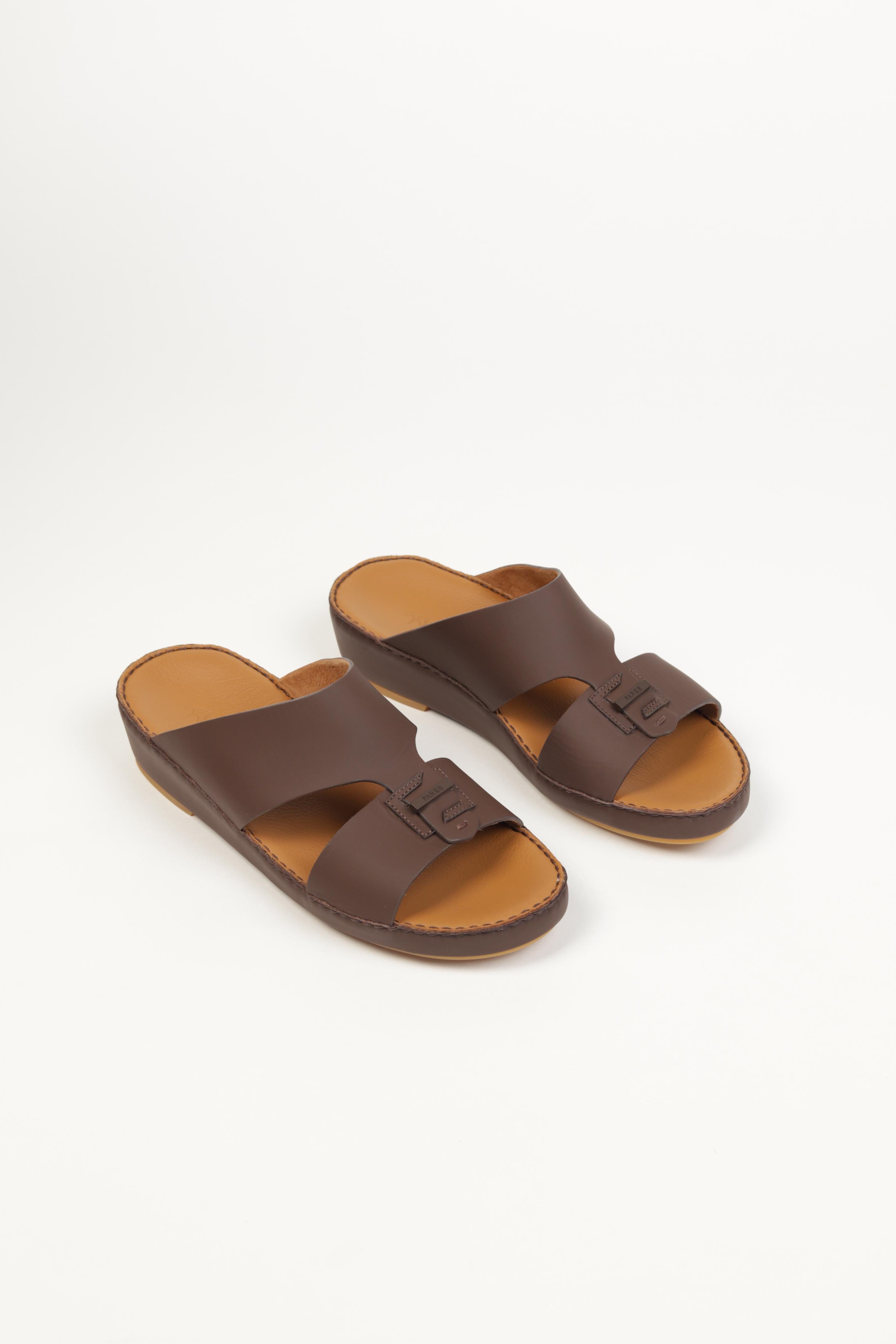 Premium Men's Sandals in UAE, expertly crafted in Italy from 100% natural leather.