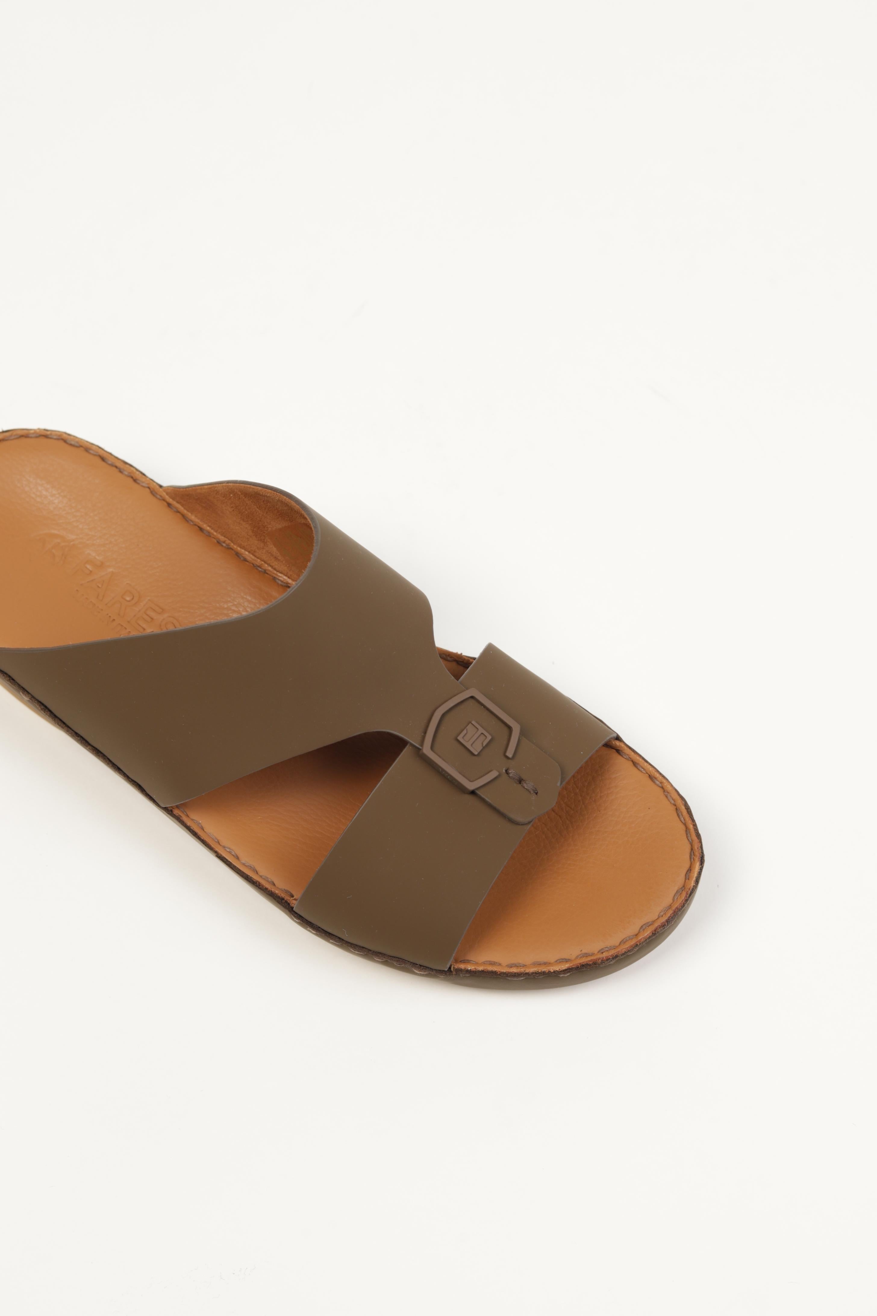 Premium Men's Sandals in UAE, expertly crafted in Italy from 100% natural leather.