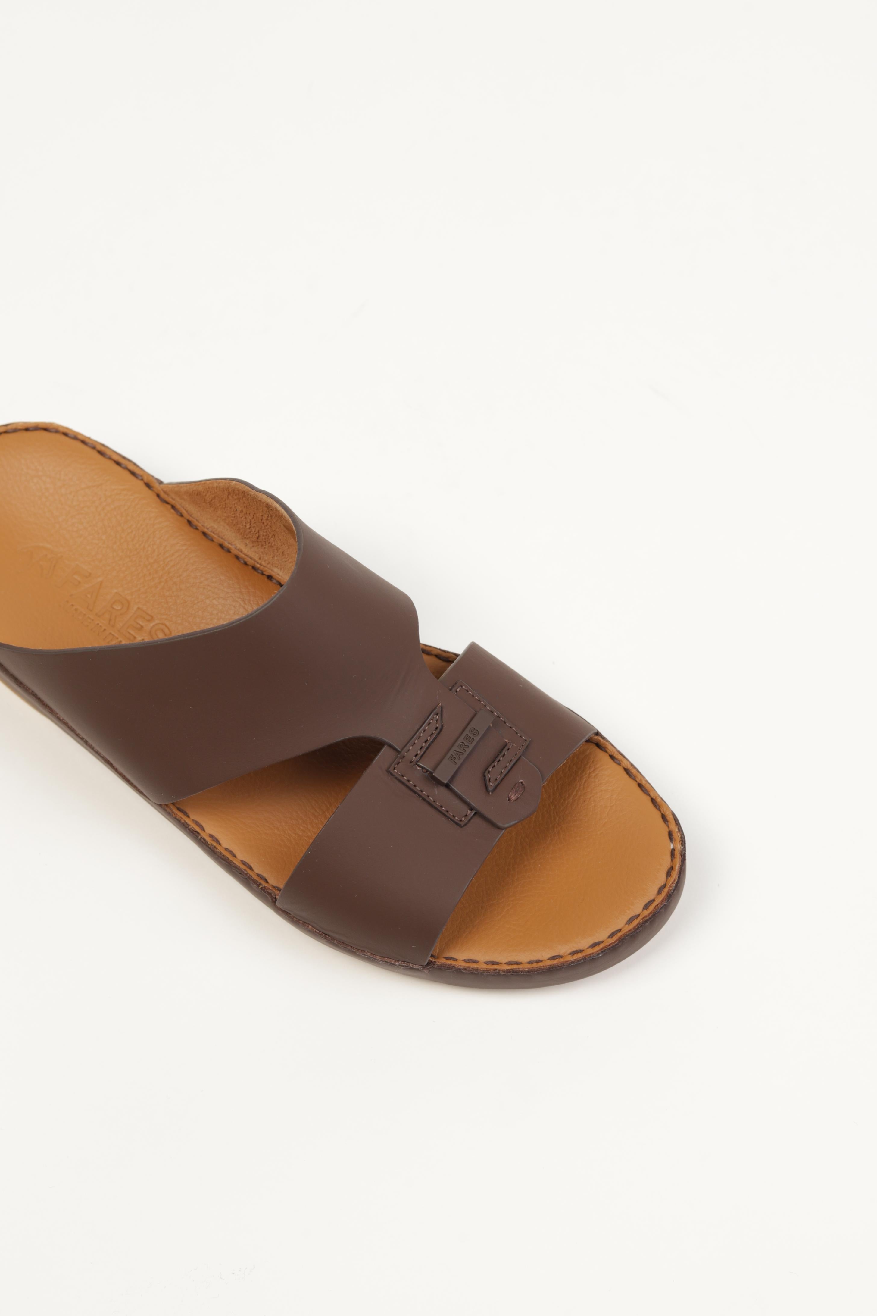 Premium Men's Sandals in UAE, expertly crafted in Italy from 100% natural leather.