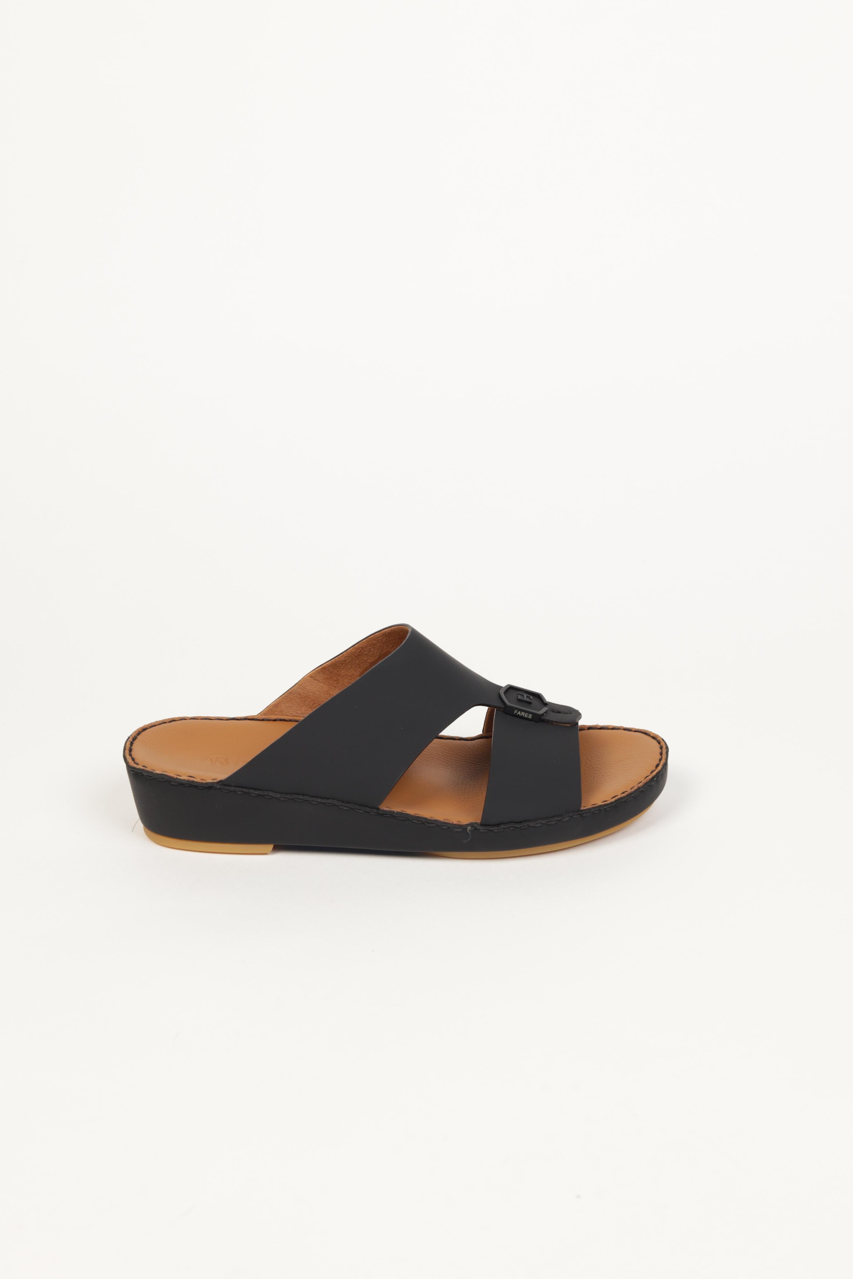 Premium Men's Sandals in UAE, expertly crafted in Italy from 100% natural leather.