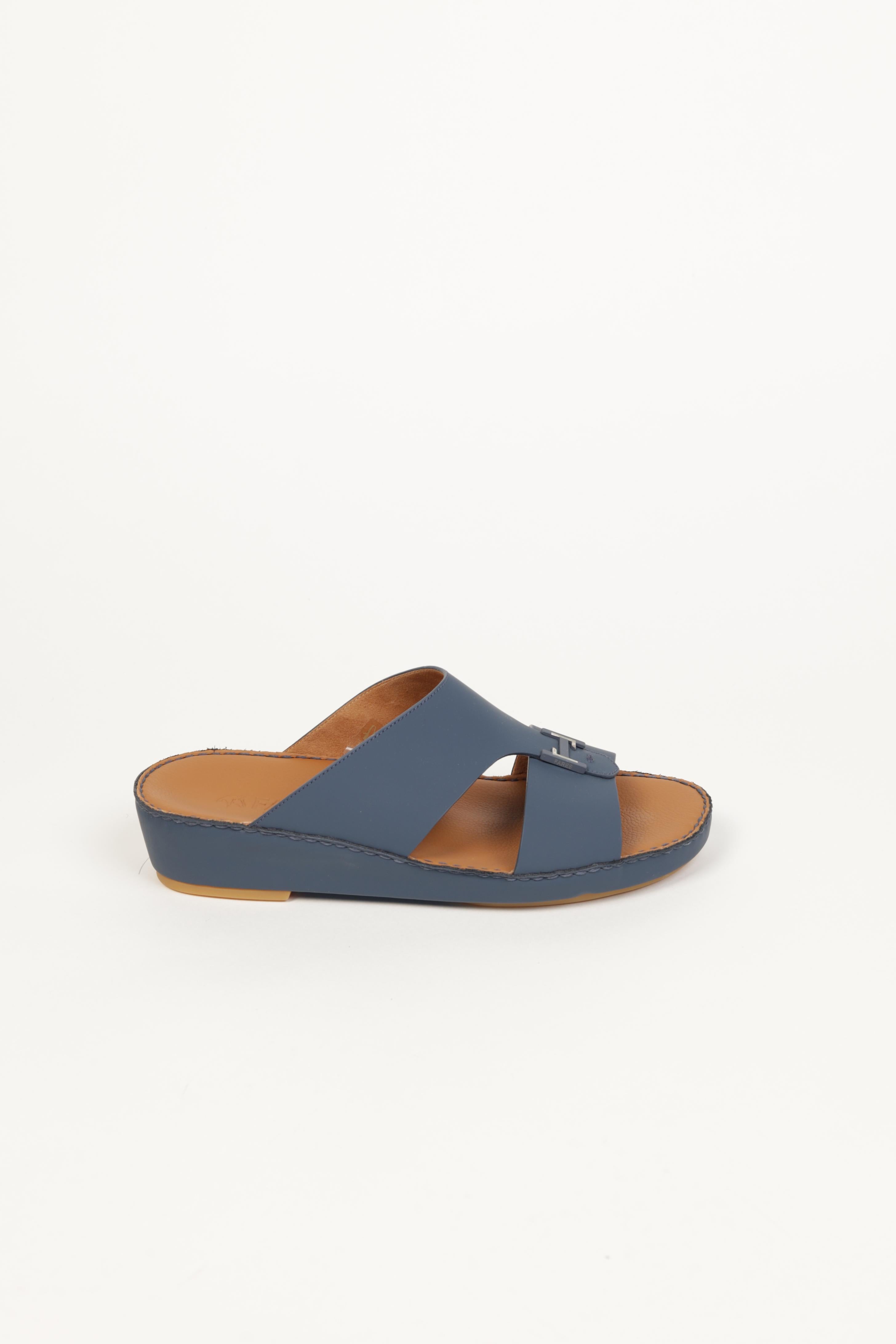 Premium Men's Sandals in UAE, expertly crafted in Italy from 100% natural leather.
