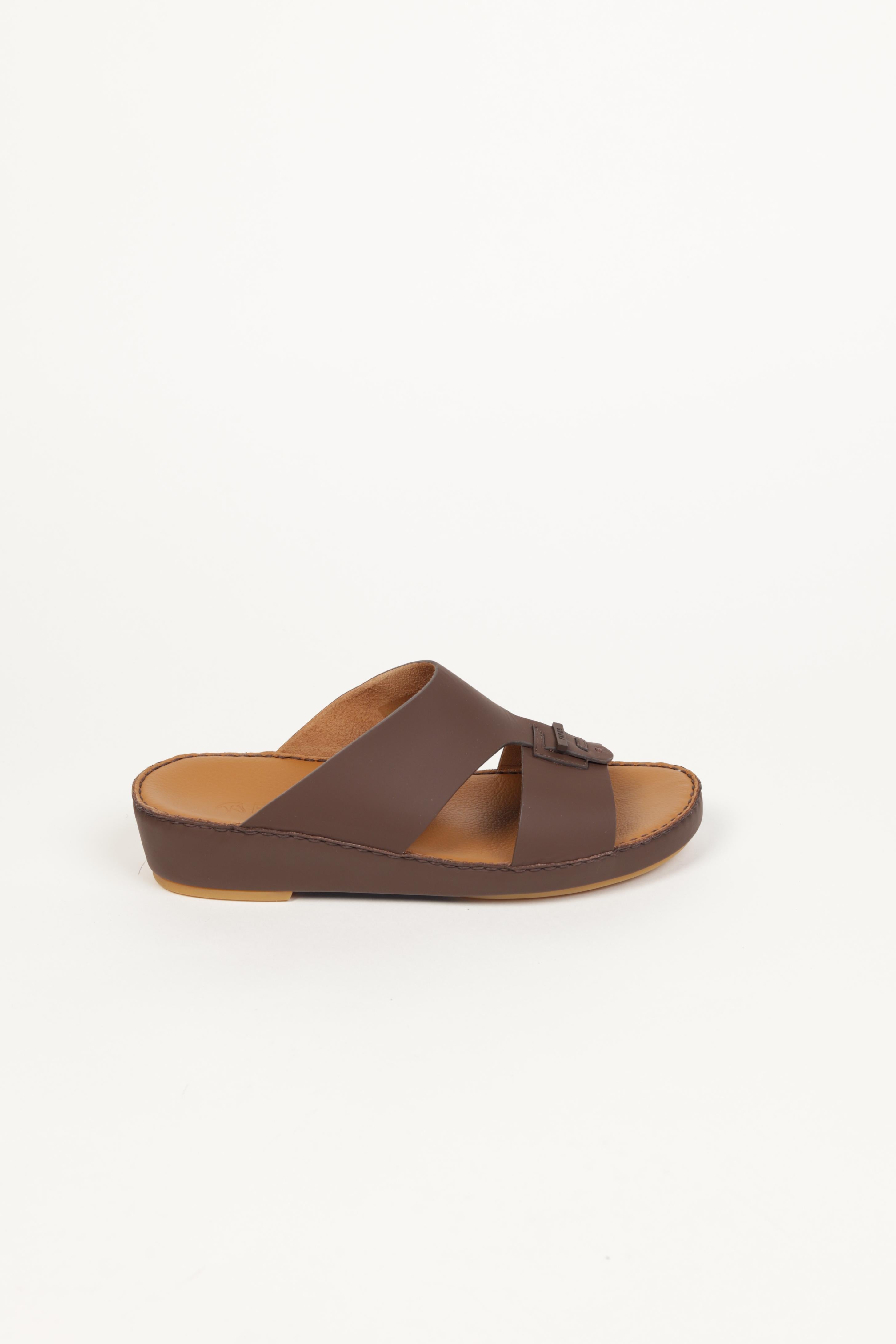 Premium Men's Sandals in UAE, expertly crafted in Italy from 100% natural leather.