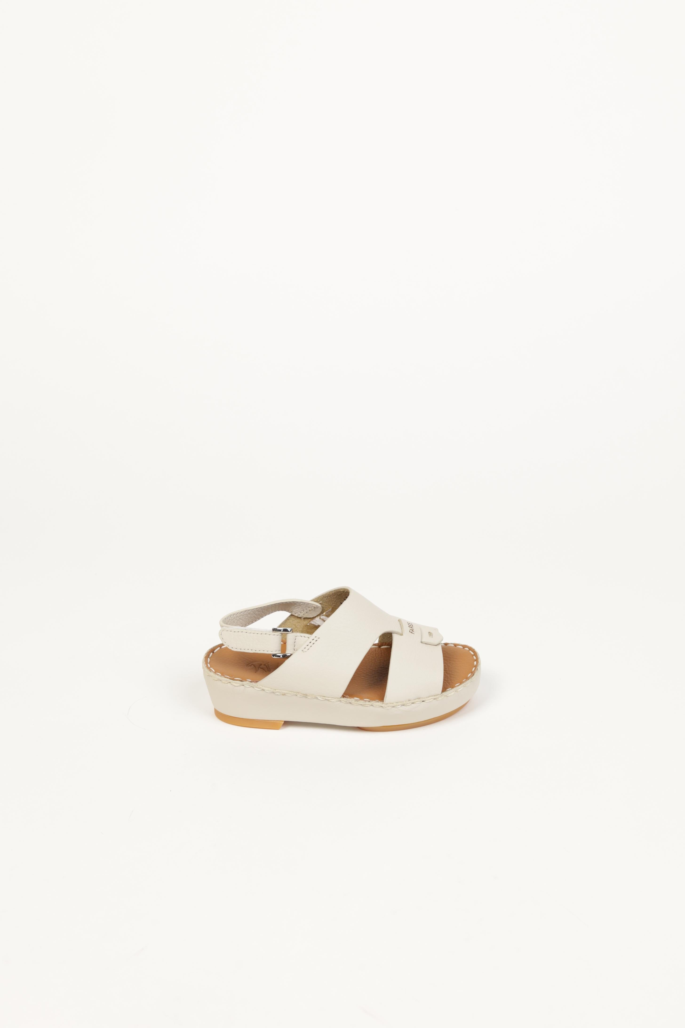FB 3275 TROTTER MILK - Fares
