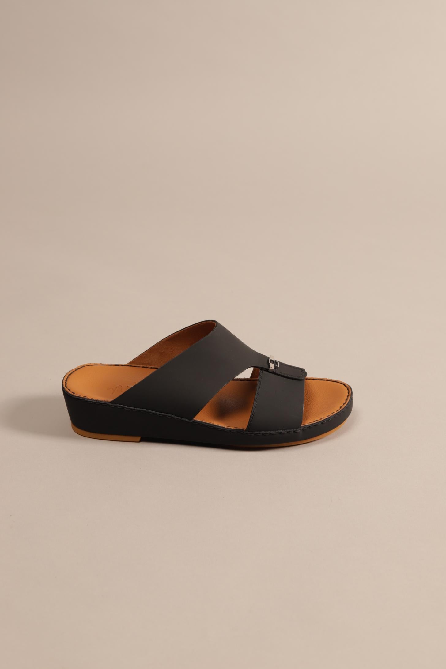 F 3264 Matt Black - Fares