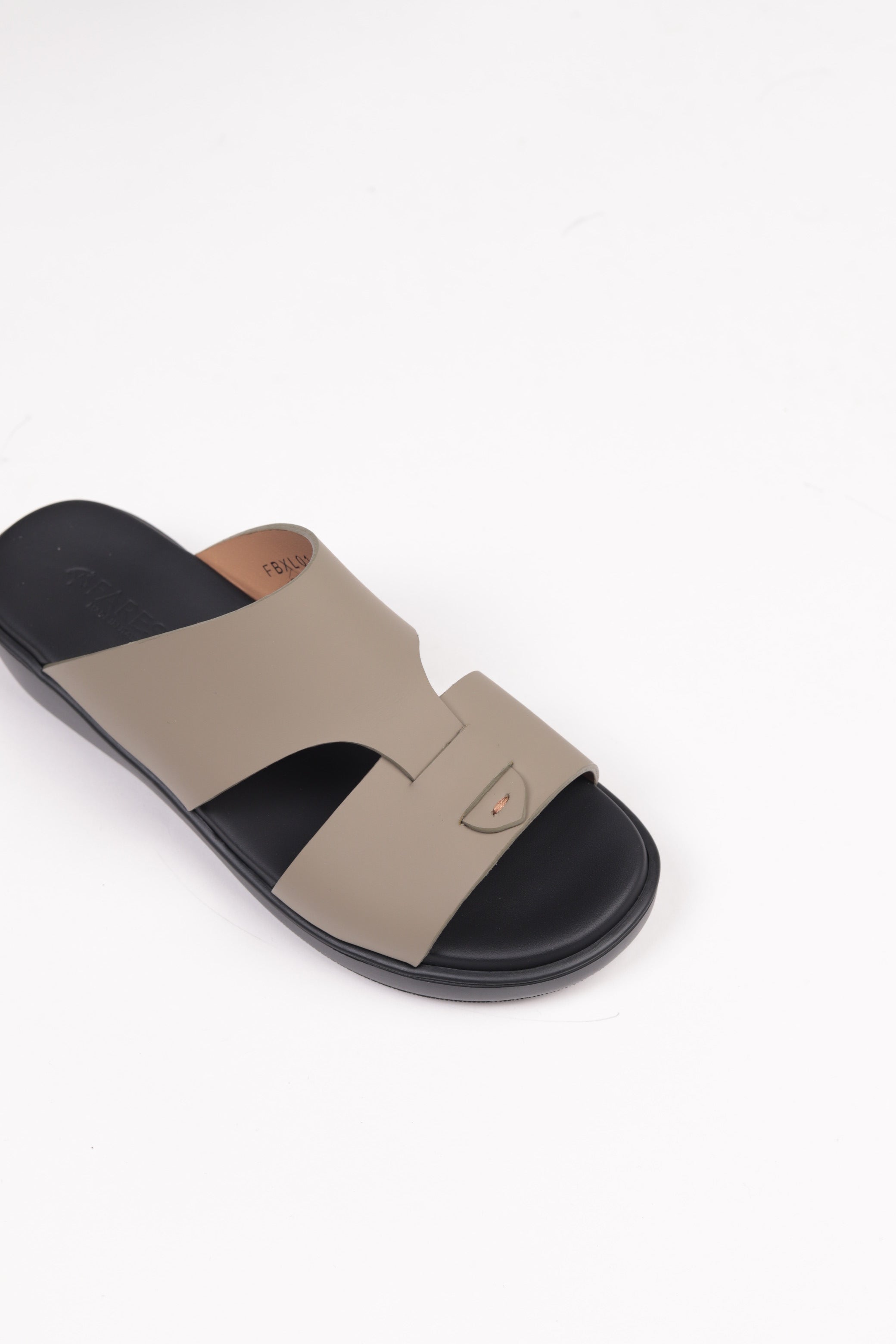 FK XL01 GOMMATO PISTACHIO - Fares