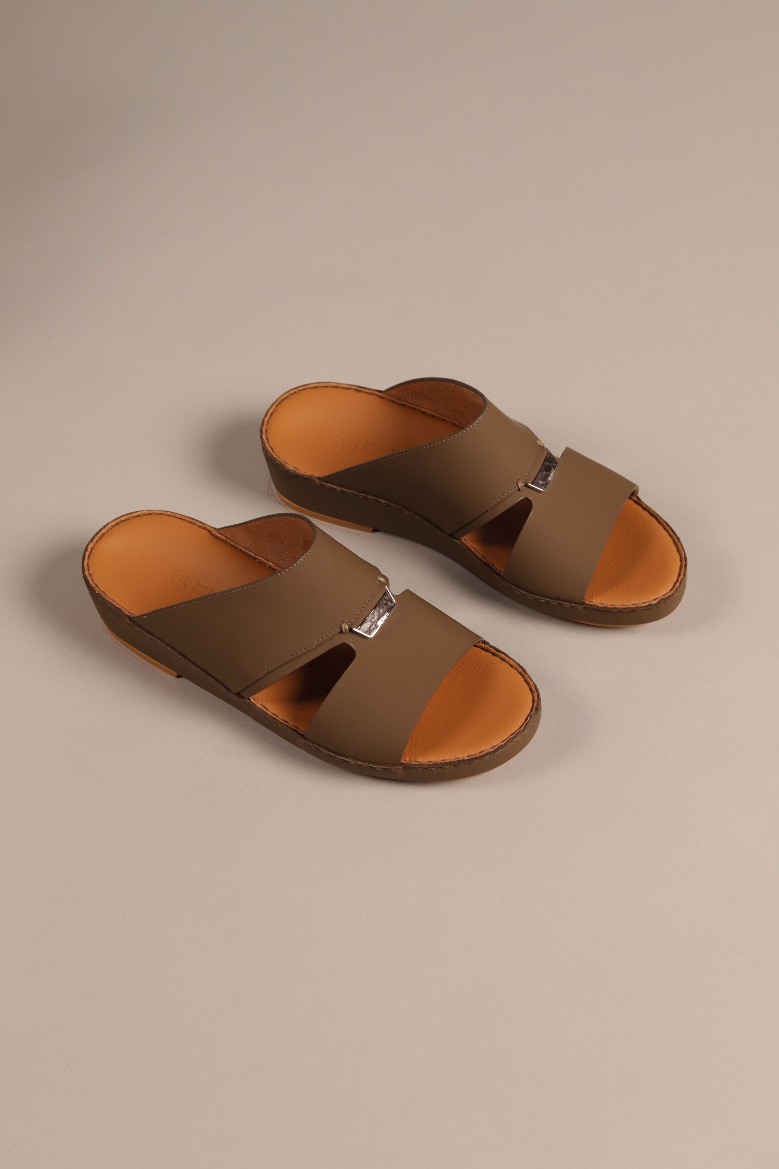 F 3191 Matt Touch Crocodile Copper - Fares