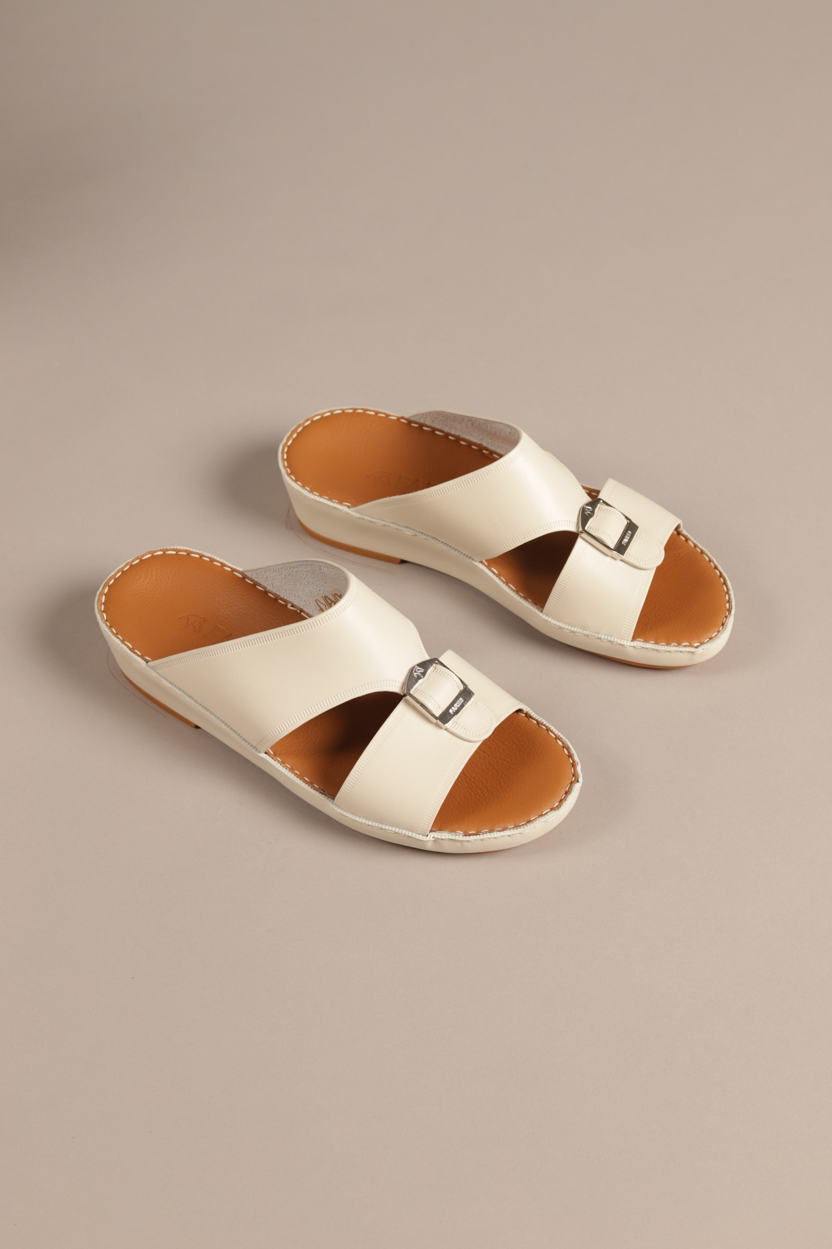F 1493 Novo Calf Off White - Fares