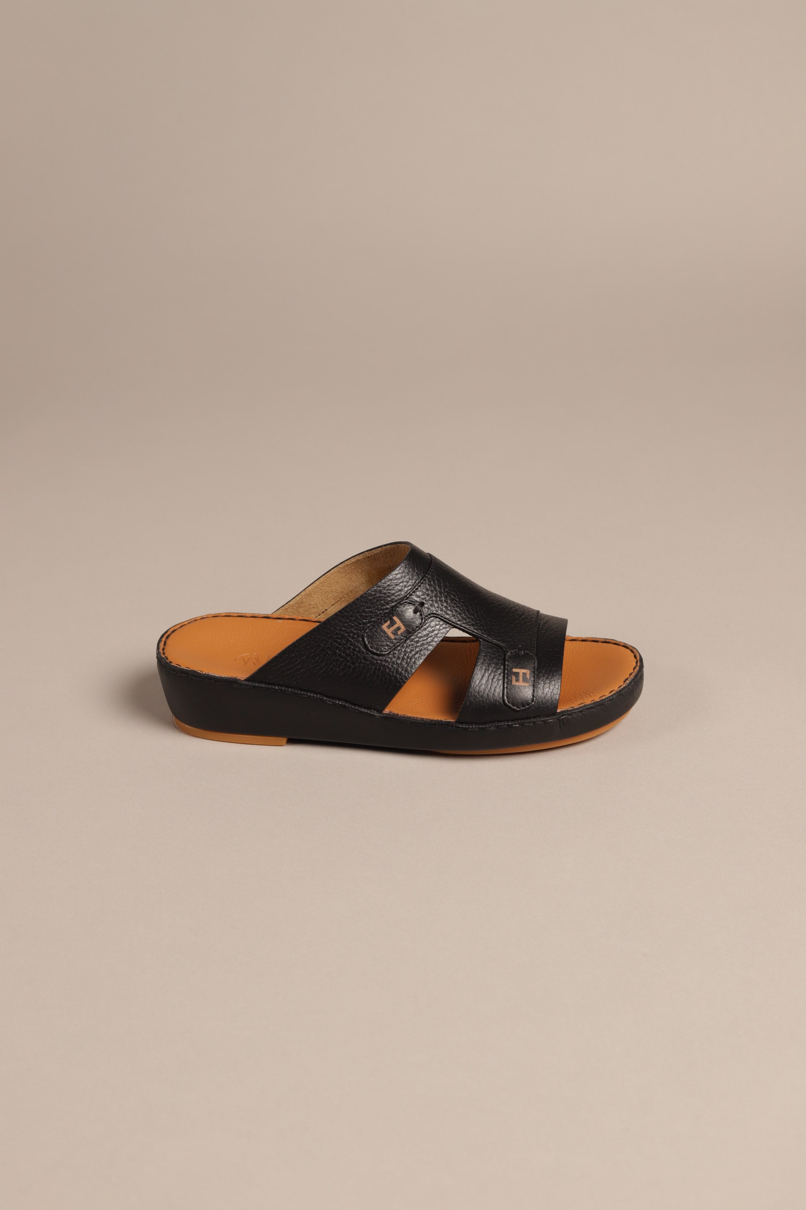 F 3277 Trotter FF Black - Fares