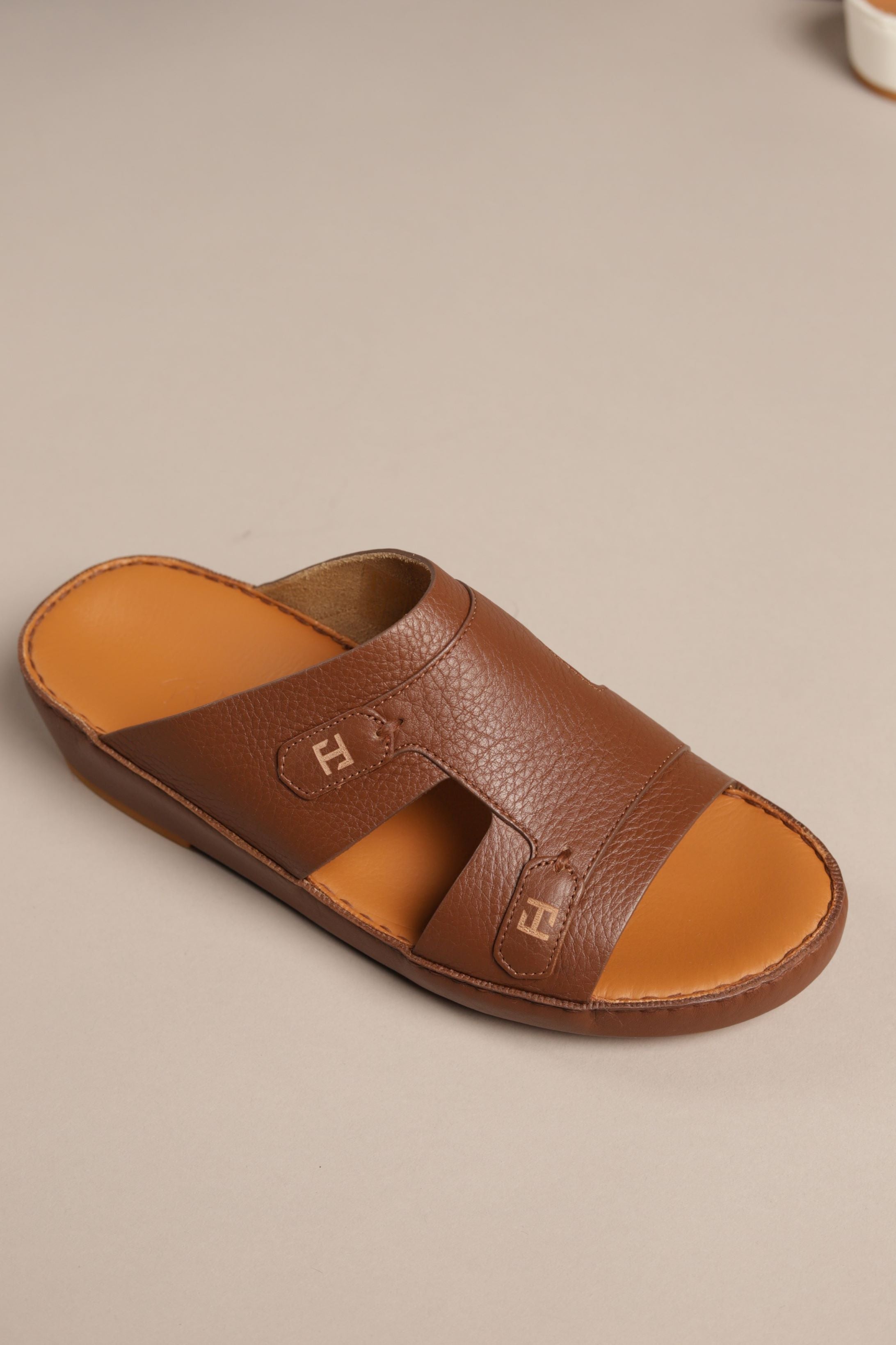F 3277 Trotter FF Bourbon - Fares
